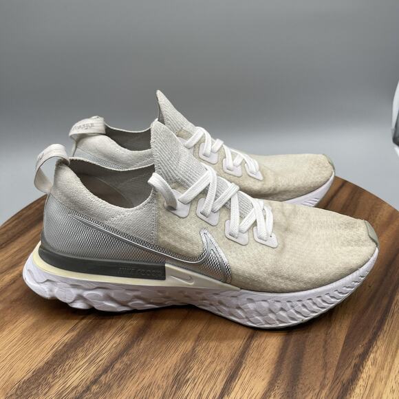 Nike React Infinity Run Flyknit Shoes Womens 11 Beige Running Comfort Walking - Picture 1 of 8
